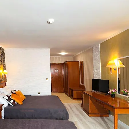 Otel Yo Aziz Konstantin ve Elena